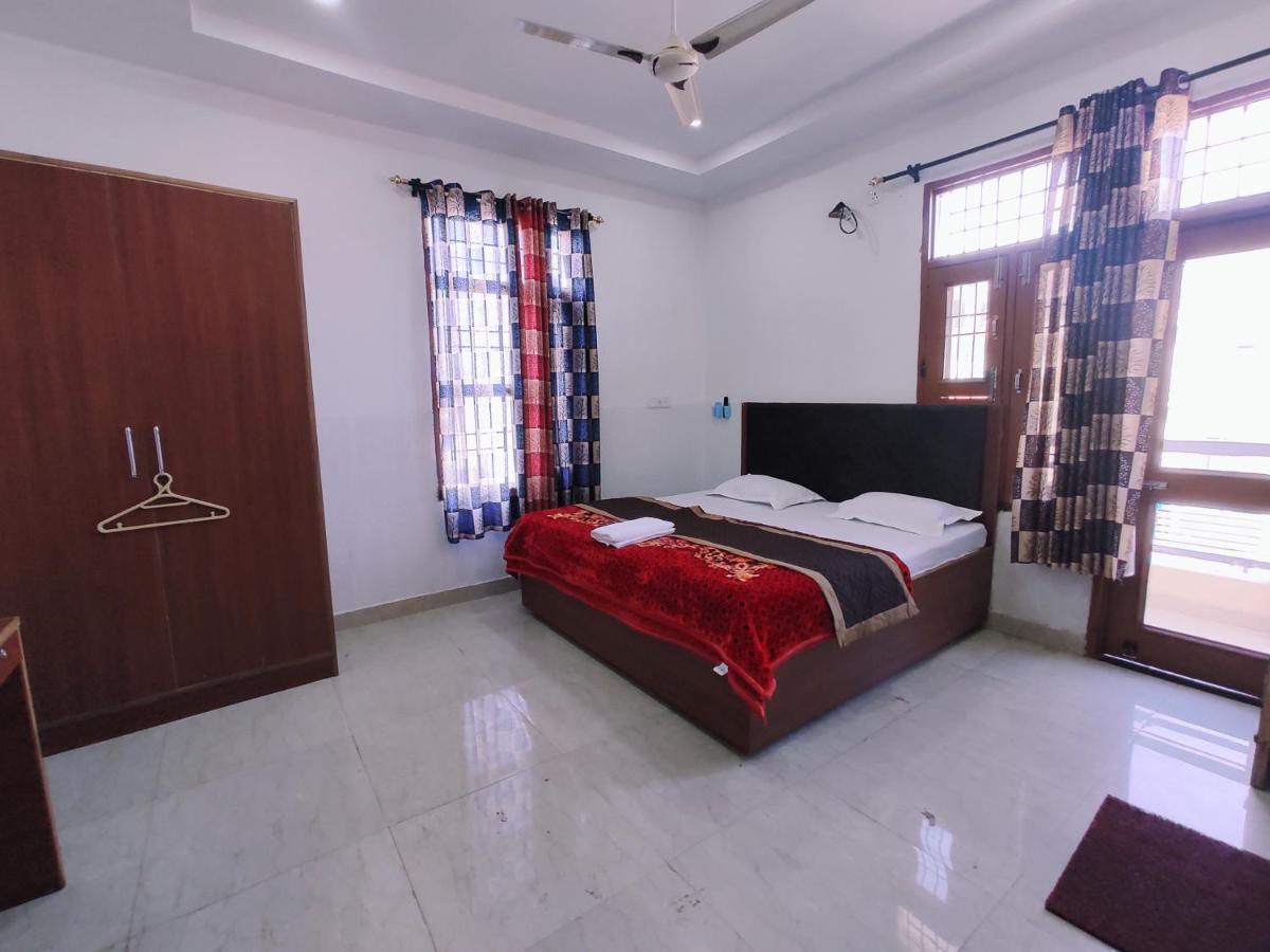 Hotel Yolo- Chandīgarh Εξωτερικό φωτογραφία