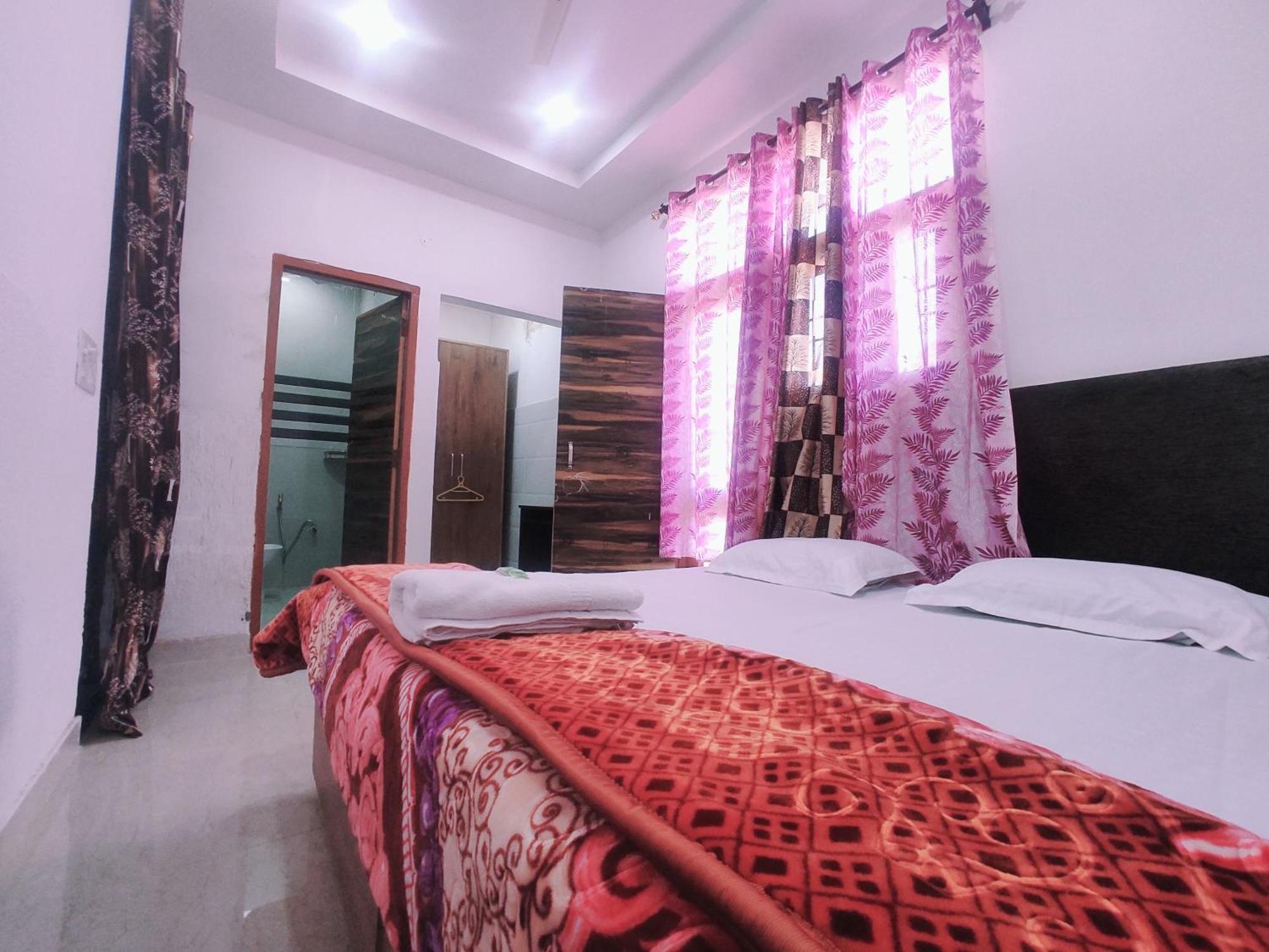 Hotel Yolo- Chandīgarh Εξωτερικό φωτογραφία