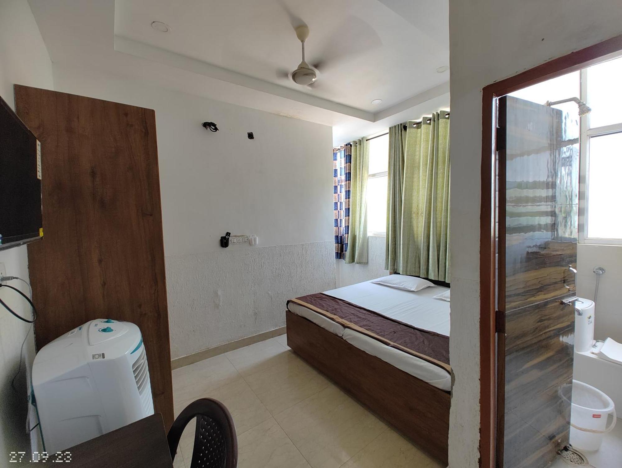 Hotel Yolo- Chandīgarh Εξωτερικό φωτογραφία