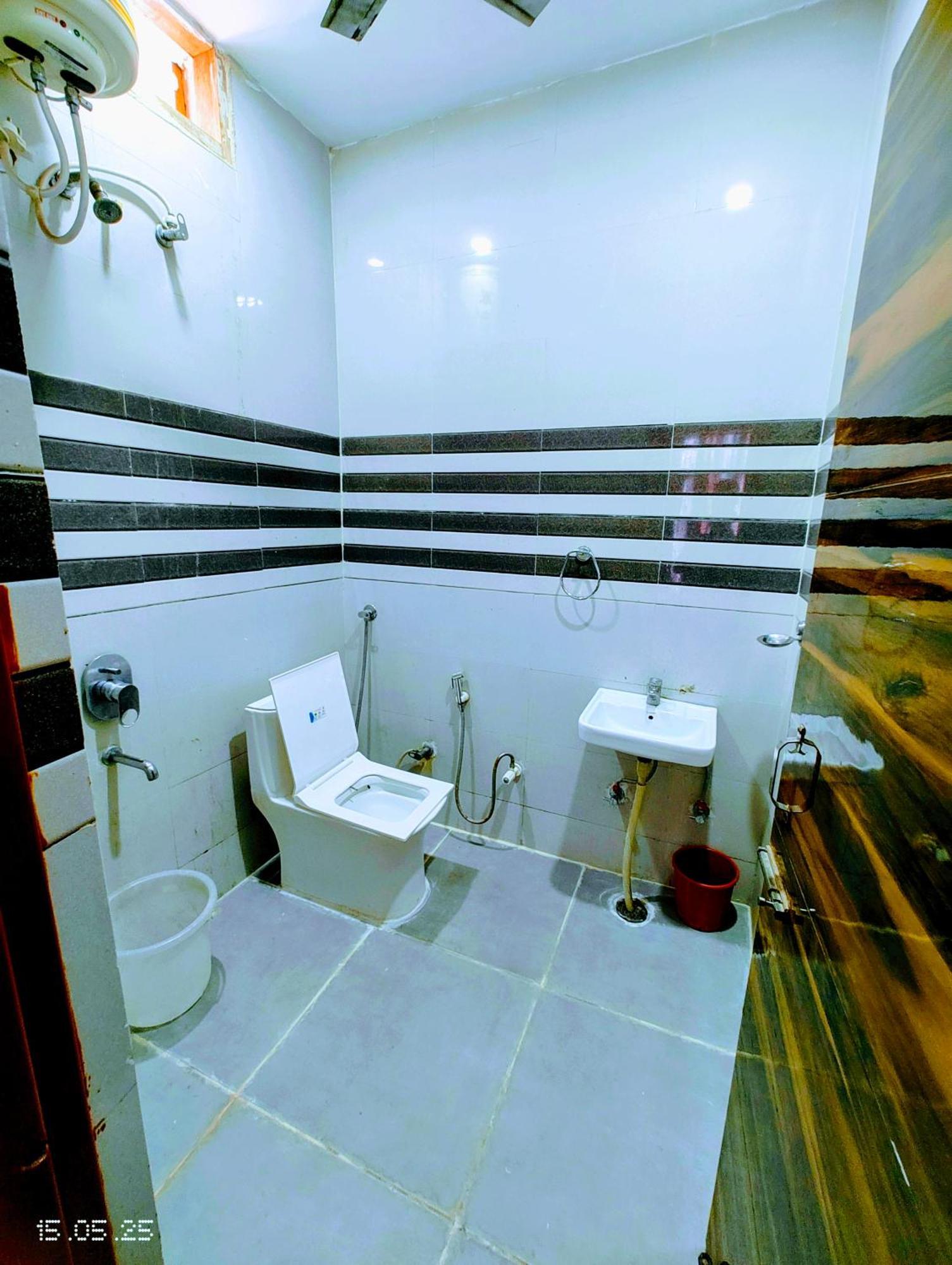 Hotel Yolo- Chandīgarh Εξωτερικό φωτογραφία