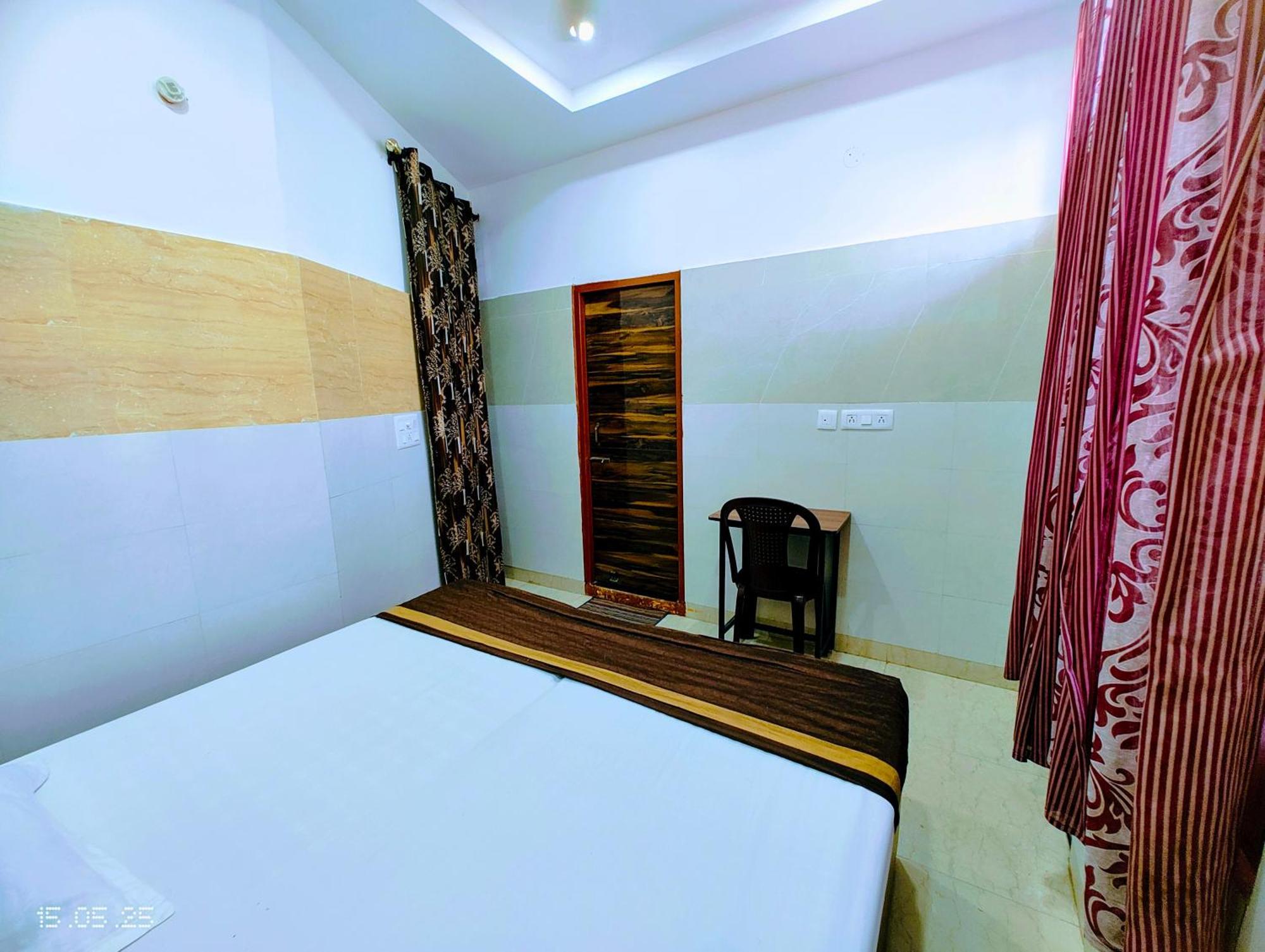 Hotel Yolo- Chandīgarh Εξωτερικό φωτογραφία