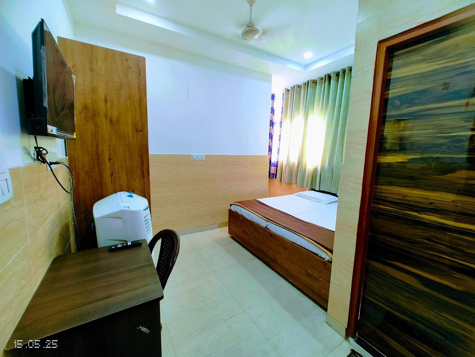 Hotel Yolo- Chandīgarh Εξωτερικό φωτογραφία