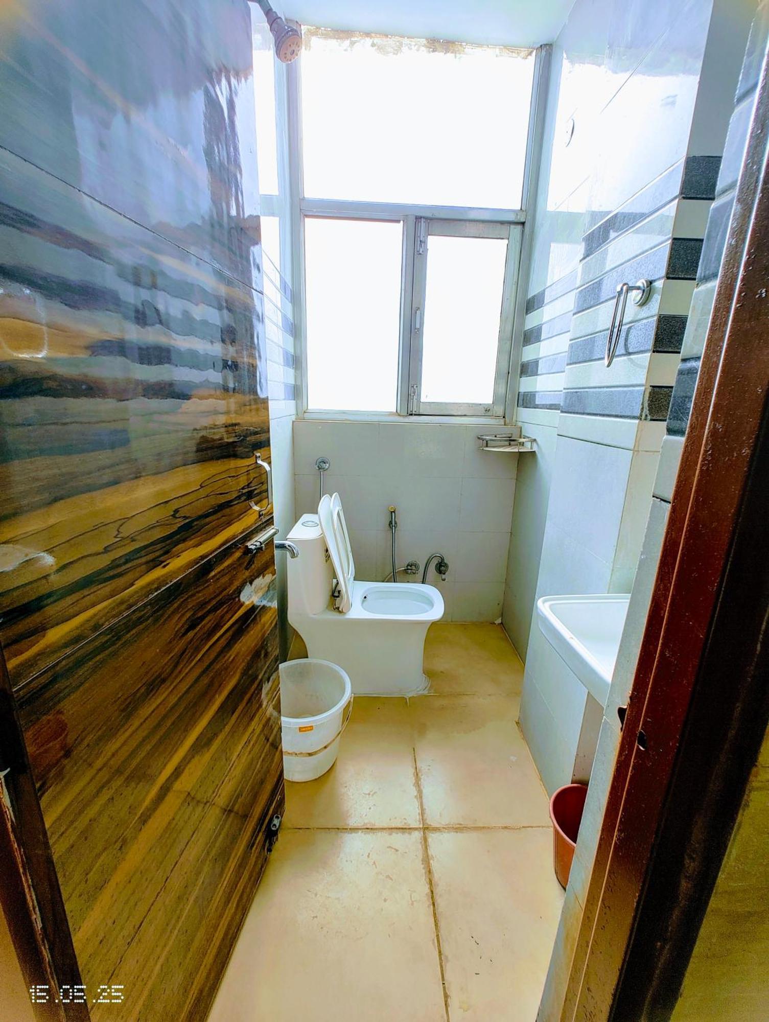 Hotel Yolo- Chandīgarh Εξωτερικό φωτογραφία